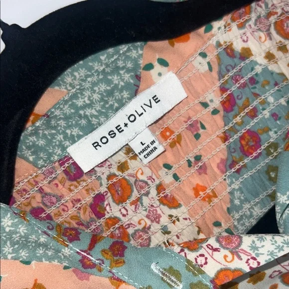 Like New Women’s Rose & Olive Multicolor Floral Blouse - Picture 2 of 10